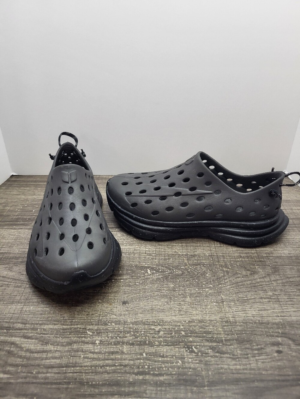 Kane Footwear Revive Black Slip-On Clogs Women's Size 6 New